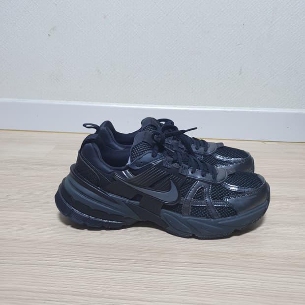 나이키 v2k 런 운동화 265