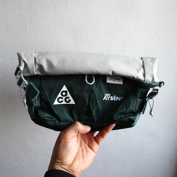 나이키 acg 아이센 패니 팩 3L