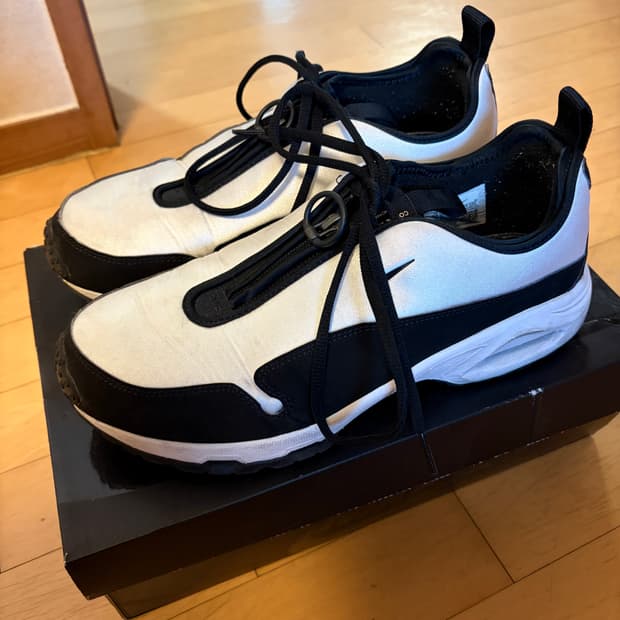 나이키 x 꼼데가르송 옴므 플러스 에어맥스 선더 SP 화이트 블랙