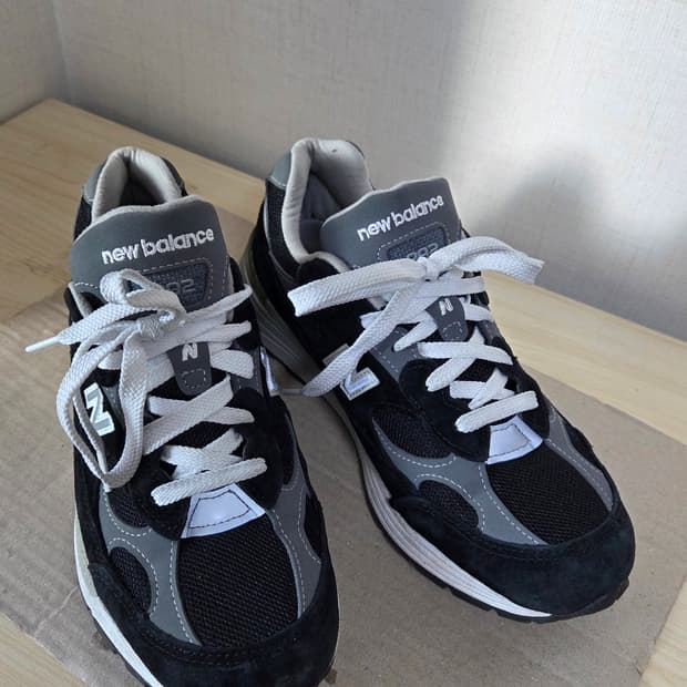 뉴발란스 992 블랙 / 그레이