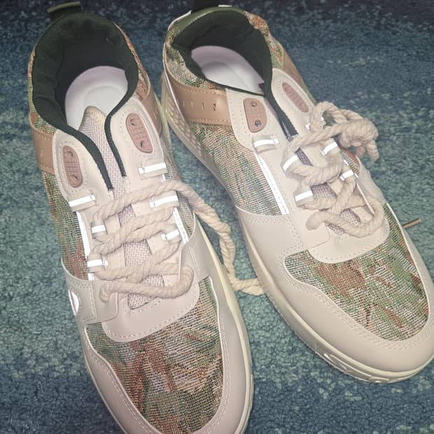 유니크 기능성 남성 운동화