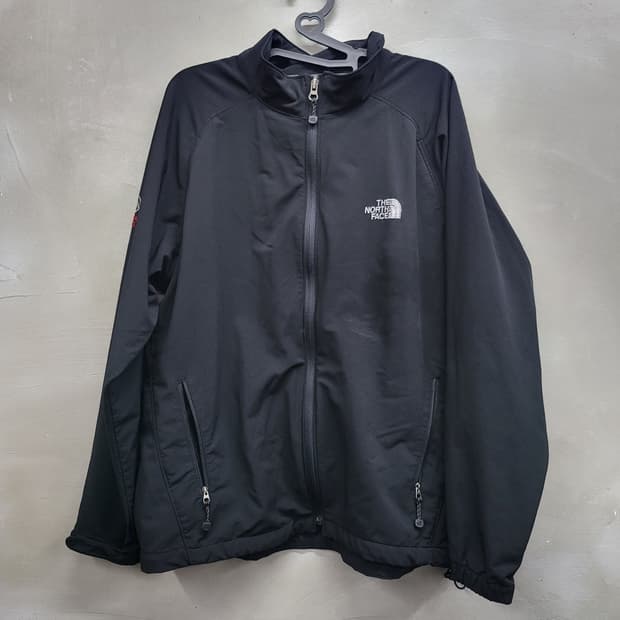 노스페이스 블랙 바람막이 자켓100 가슴.55 기장70