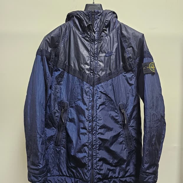 나이키X스톤아일랜드 무솔라고마타 자켓