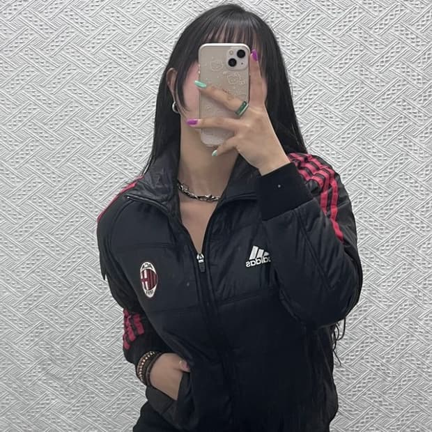 아디다스 올드스쿨 AC 밀란 미드 필 경량 패딩 자켓 85 C07214