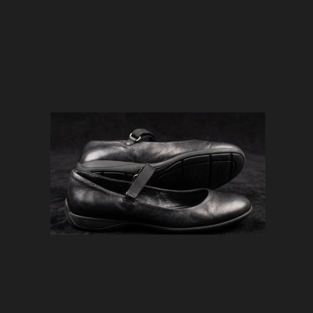 프라다 메리제인 플랫슈즈 발레슈즈 240