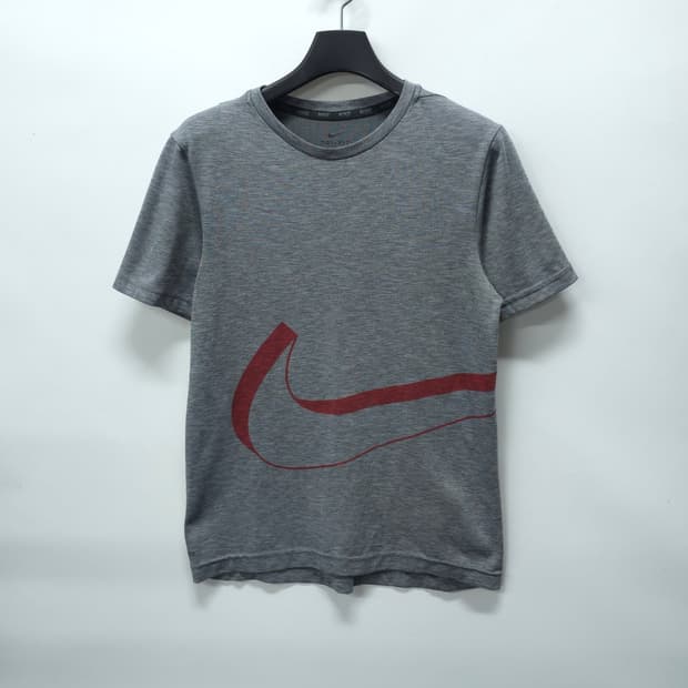 나이키 여성 빅 스우시 드라이핏 기능성 반팔라운드 (44)