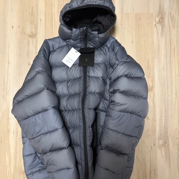 모이프 헬리움 후드 다운 자켓 (2)