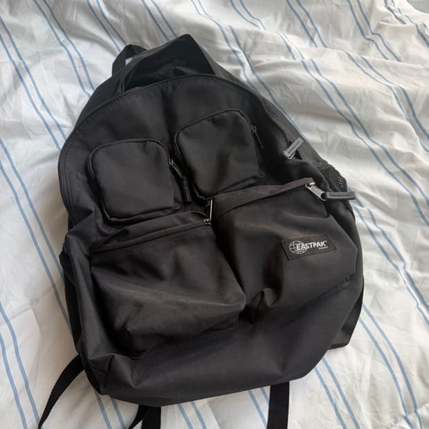 이스트팩 x 빔즈 패커블 백팩 블랙