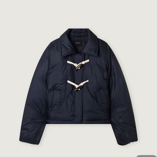 로엠 더플 패딩 네이비