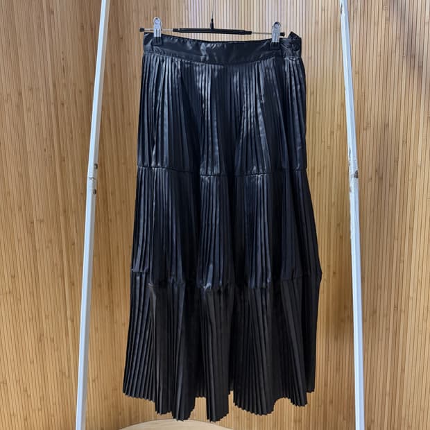 에옹쓰 몰피즘 스커트 1사이즈