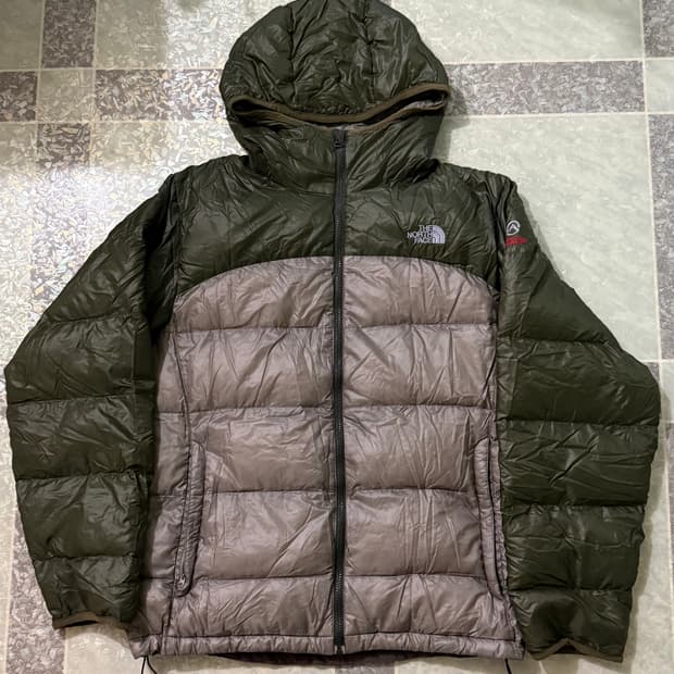 노스페이스 아콘카구아