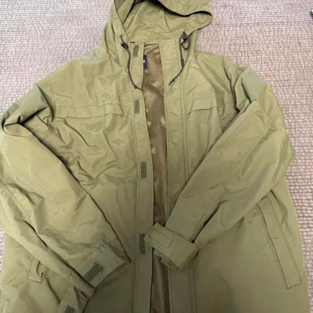 (새상품급) 유니클로JPN 고프코어 나일론자켓M