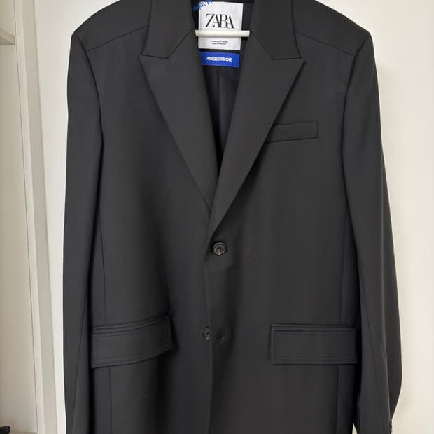 자라 아더에러 자켓팝니다