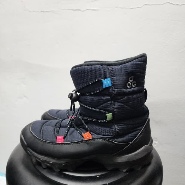 나이키 acg 그래시 쇼트 부츠