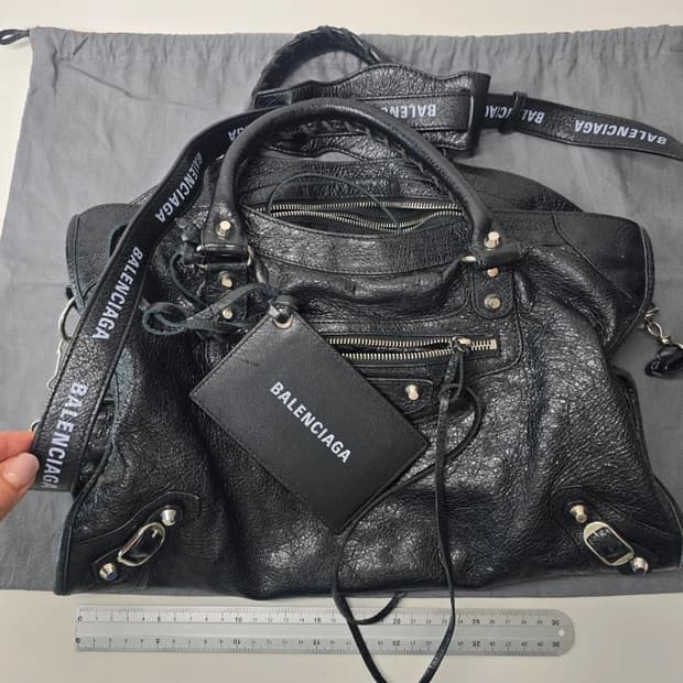 발렌시아가 모터백 시티 블랙