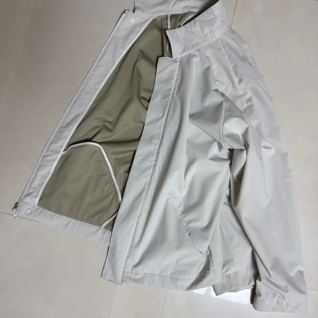 nike archive egg shell jacket