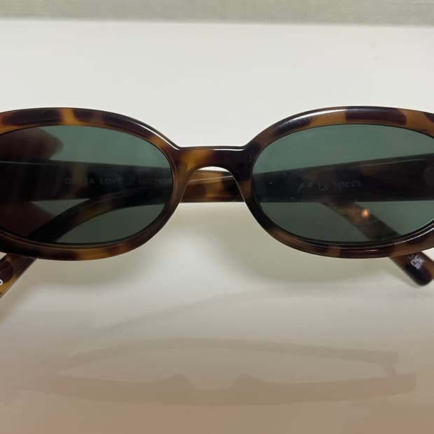 Le specs 르스펙스 Outta love 선글라스