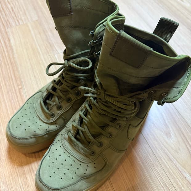 나이키 스페셜필드 에어포스1 하이 270