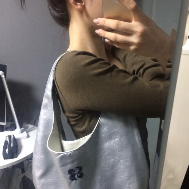 HERETIC 리버시블 가방