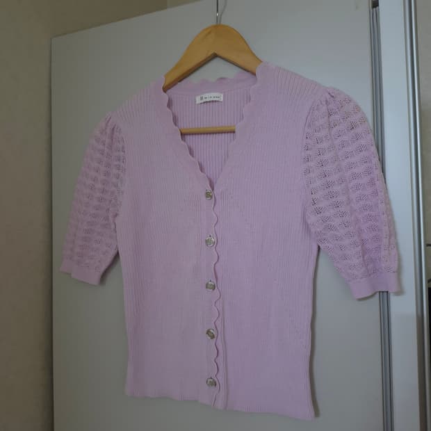 잇미샤 반팔 니트 가디건