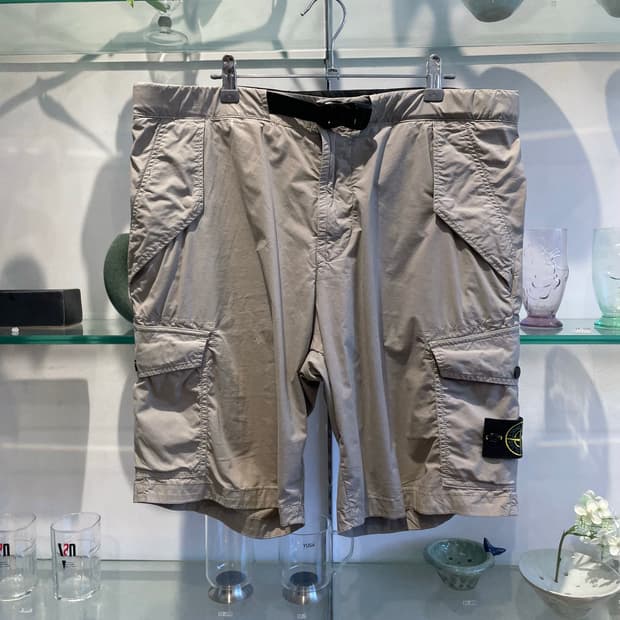 스톤아일랜드 cargo shorts
