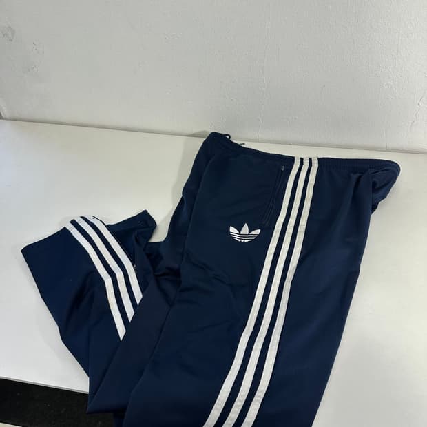 M-L 아디다스오리지날 네이비 루즈핏 파이어버드 트랙팬츠