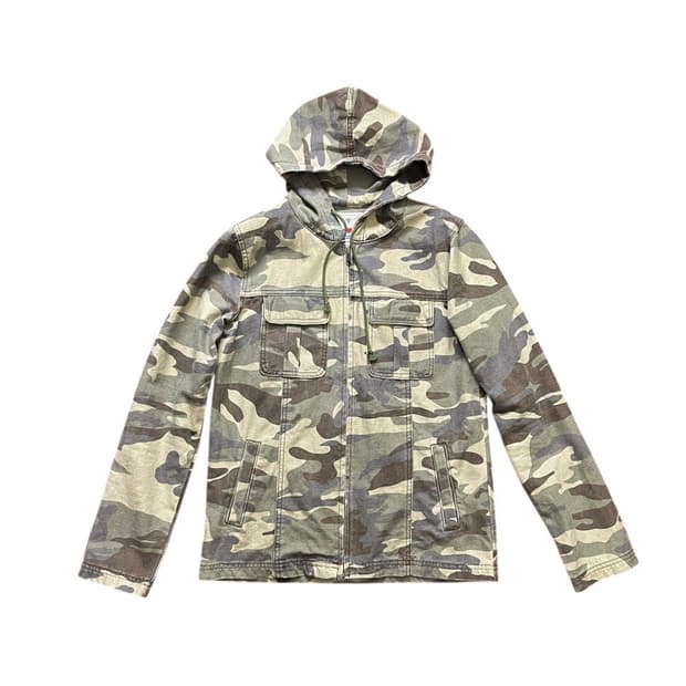 EMBROIDERED CAMO HOOD