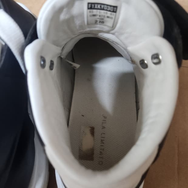 휠라 리미타토 운동화 270mm