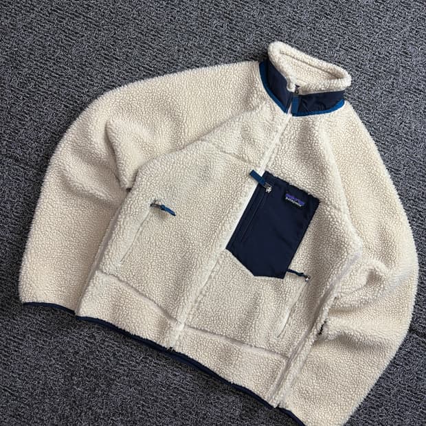 파타고니아 클래식 레트로 X 쉐르파 자켓 2211