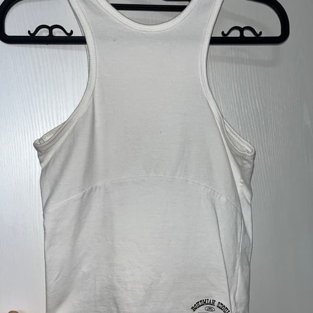 보헤미안서울 보헴서 슬리브리스 탱크탑