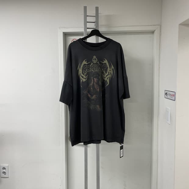 IATF 아이엠더퓨처 스쿠읏 반팔 티셔츠 새상품 F