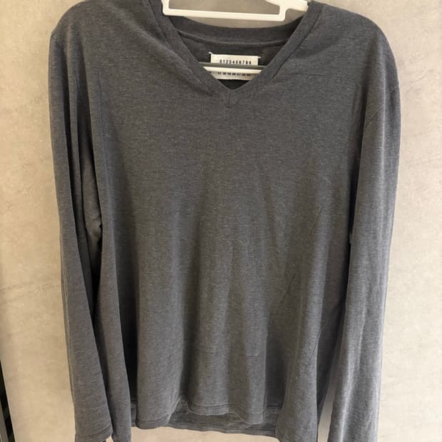 마르지엘라 브이넥 롱슬리브 그레이