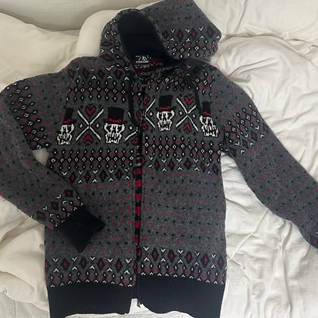 히스테릭 글래머 스컬 코위찬 니트 후드집업