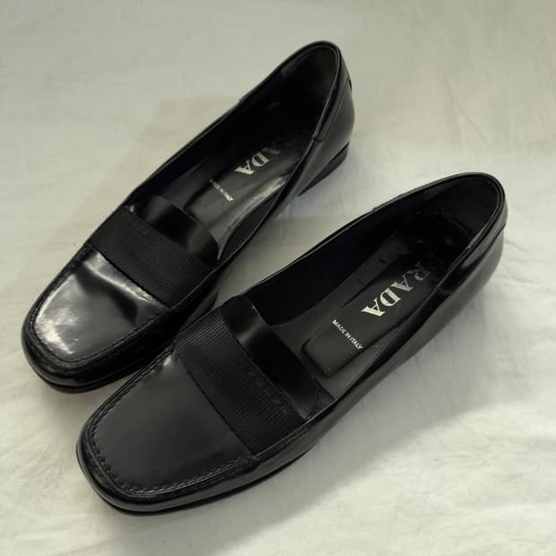 프라다 스포츠 스퀘어토 로퍼