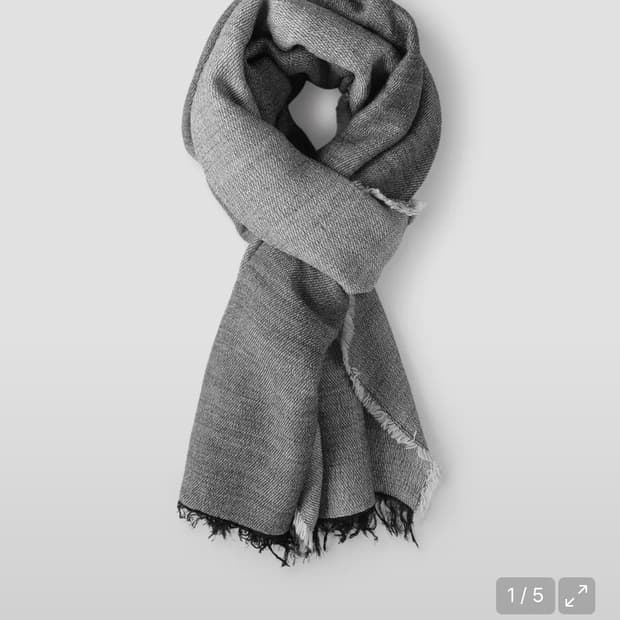 빠니깔레 그레이 투톤 프린지 머플러