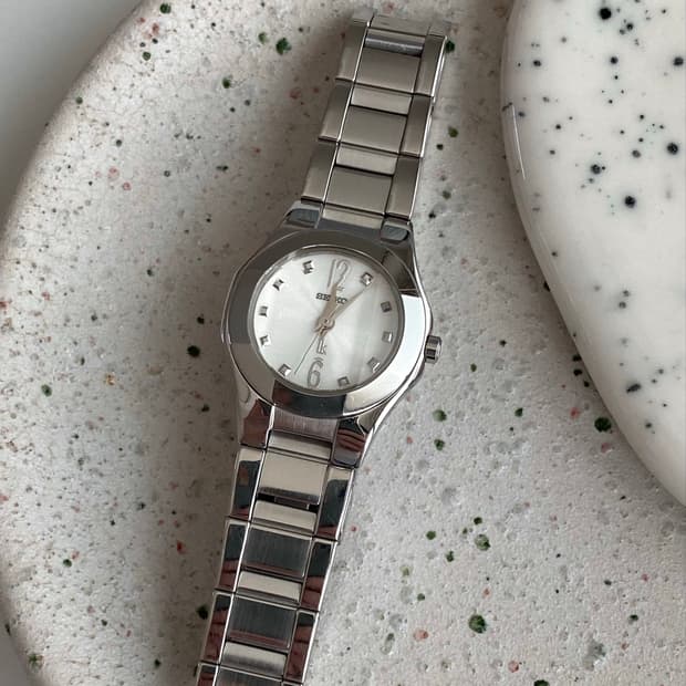Seiko 세이코 lk 루키아 화이트