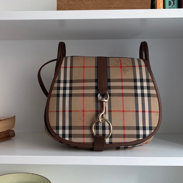버버리 체크 백