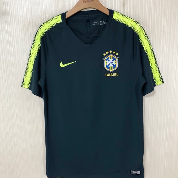 나이키 18-20 브라질축구국대 트레이닝유니폼/져지 M(해외)