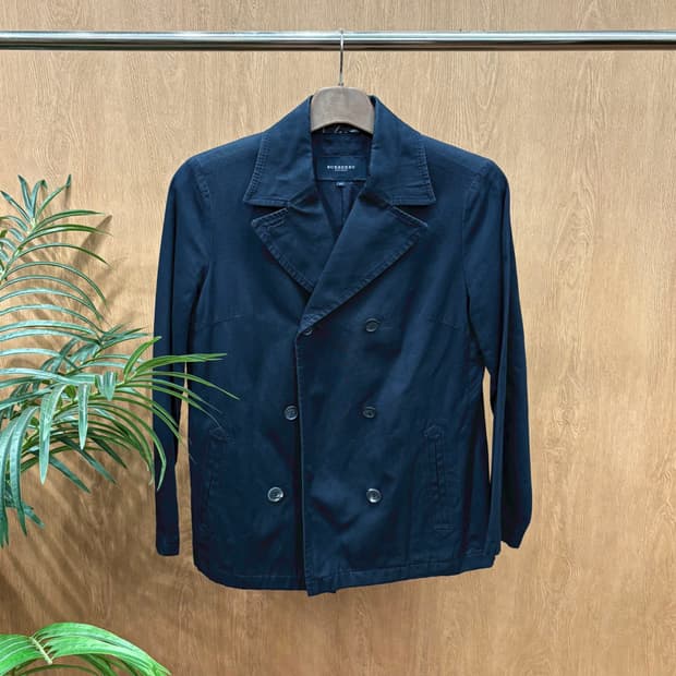 버버리 런던 더블 브레스티드 자켓 노치드 라펠 디테일 레귤러핏 네이비