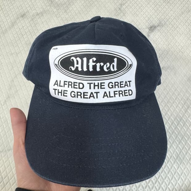 헤리티지플로스 알프레드 스티커 볼캡 네이비 팝니다