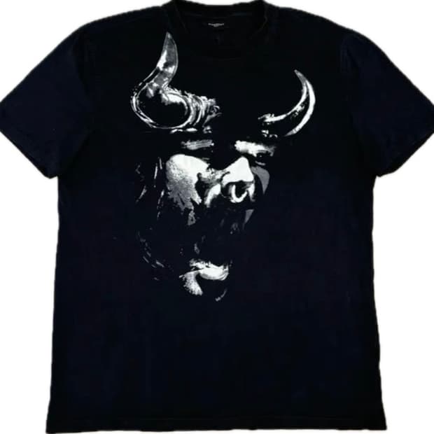 Givenchy human bull T-shirt by Tisci