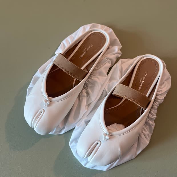 마르지엘라 타비 엘라스틱 뮬 37