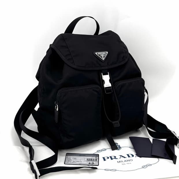 프라다 삼각로고 나일론 버클 백팩 블랙 (1BZ070)