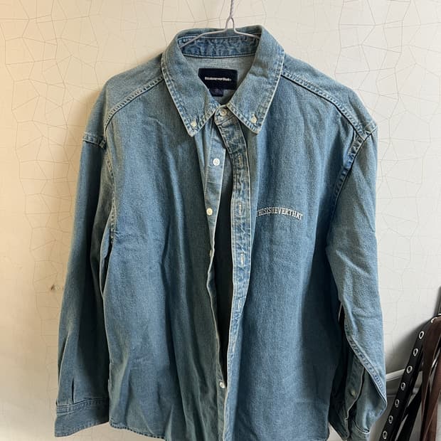 디스이즈네버댓 데님 셔츠