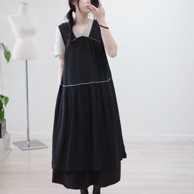 Flower V line kangkang One-piece