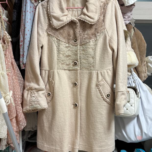 엑시즈팜 퍼 레이스 코트 로걀히메갸루 빈티지