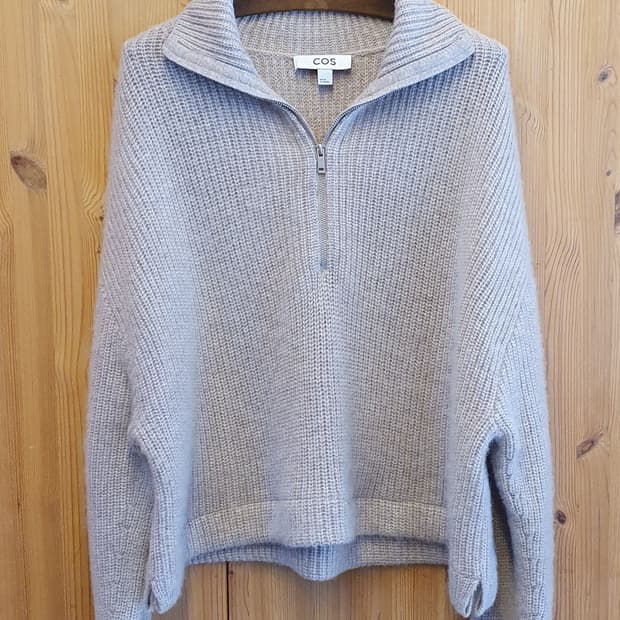 77/88.COS 크롭 캐시미어니트