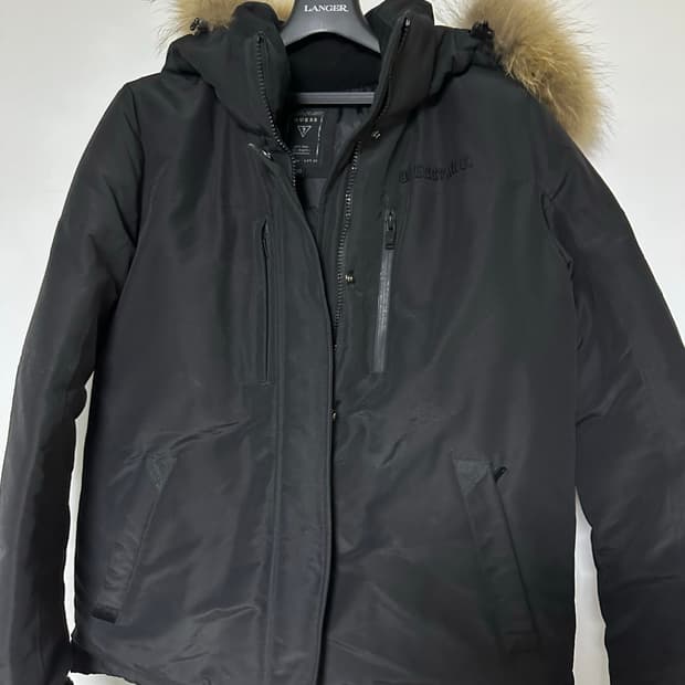 게스 블랙 패딩 점퍼 후드 퍼