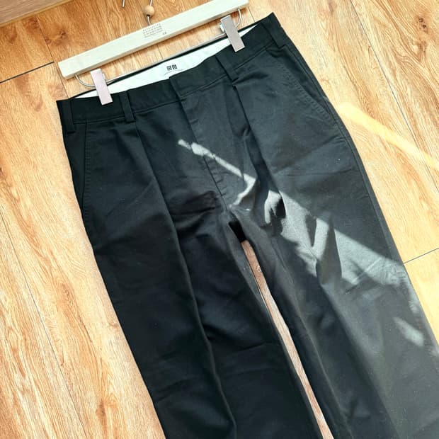 [최저가] 유니클로 U 턱 와이드 치노 블랙 / 르메르