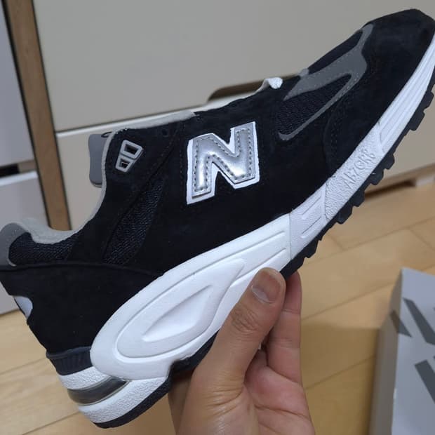 [새상품]뉴발란스 990v2 블랙 275mm
